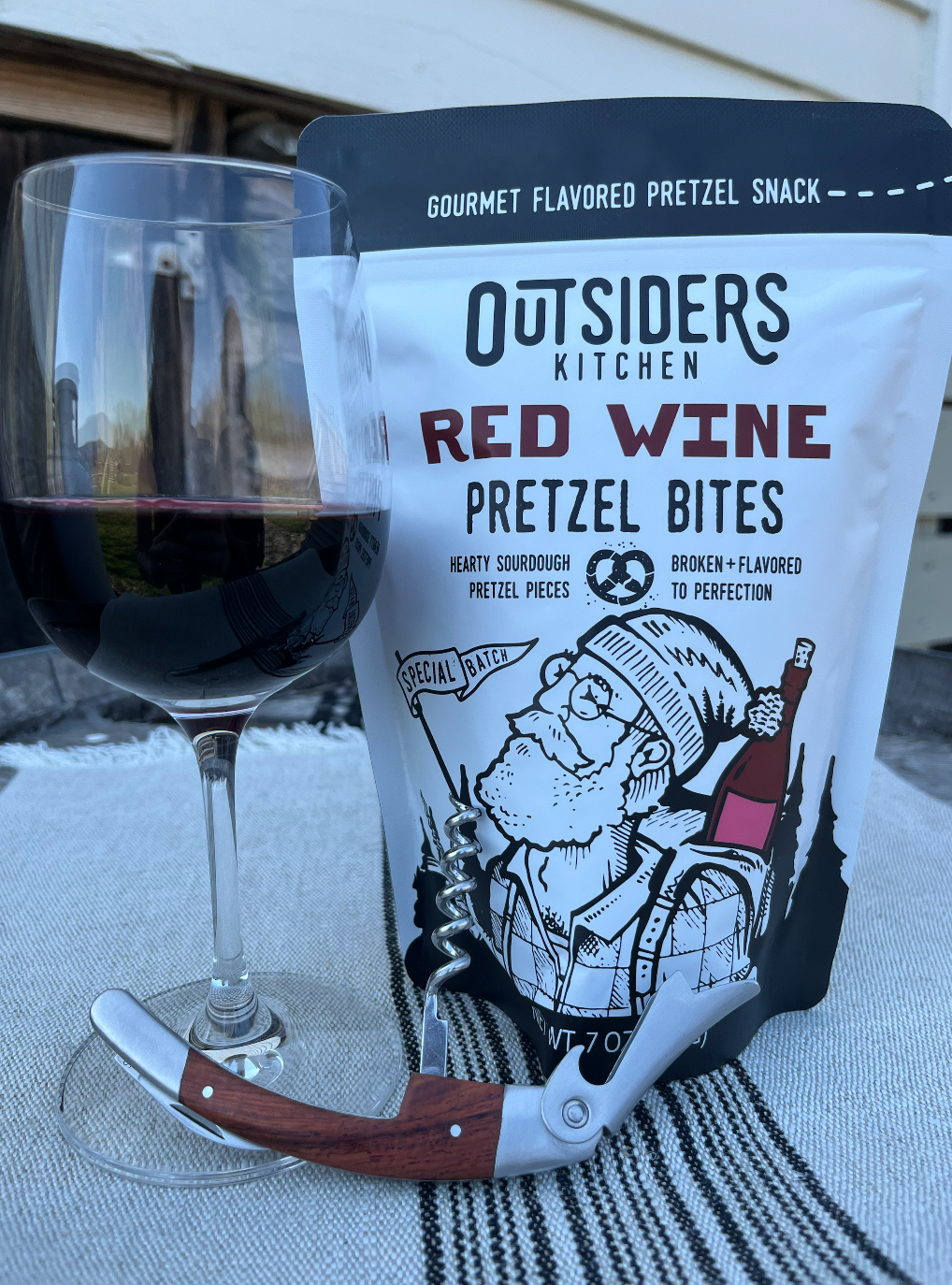 Red Wine Pretzel Bites